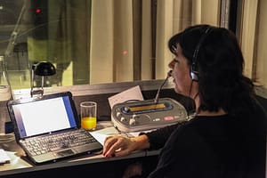 interprète de conférence Isabelle Brusset en cabine